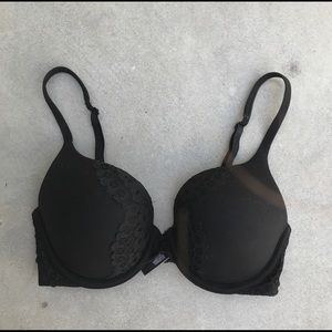 Body by Victoria Perfect Shape 32D Black Lace Bra